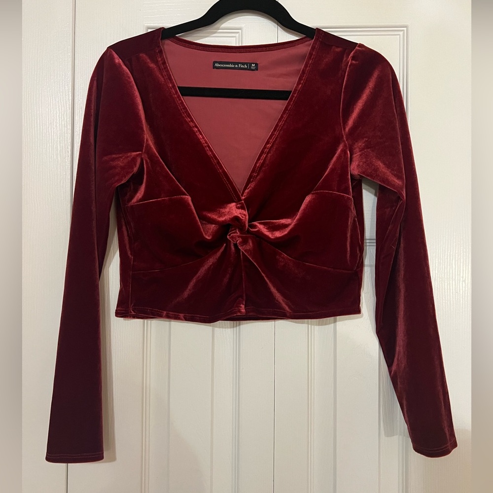 Abercrombie and fitch Women’s medium top velvet